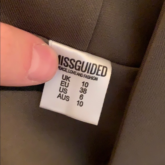 Top - Picture 2 of 3